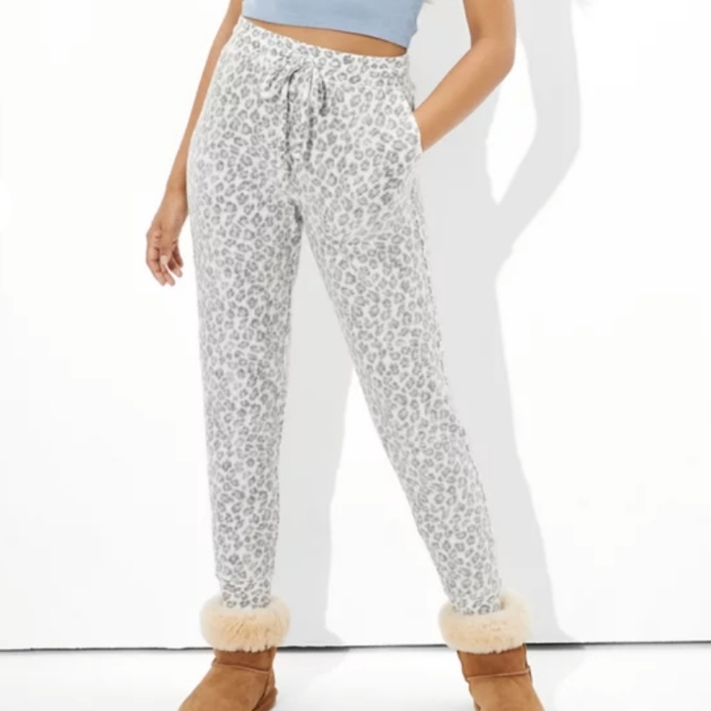 LAST CHANCE American Eagle Ahh-Mazingly Soft Jogger, Lounge Pants Sz S